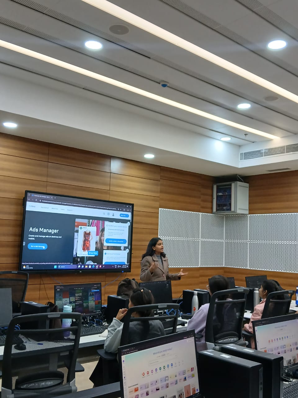 WhatsApp Image 2025-12-27 at 16.08.01